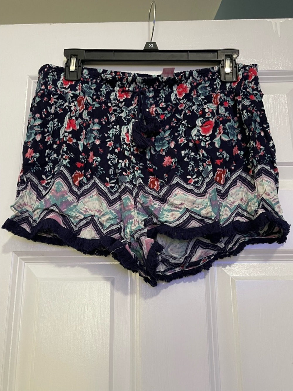 No Boundaries Navy Floral Pom-Trim Shorts